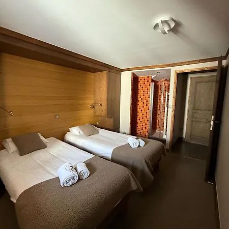 Hotel apartamentowy Montana Caron By Village Montana 3*